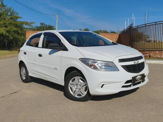 CHEVROLET ONIX 1.0 MPFI LS 8V FLEX 4P MANUAL